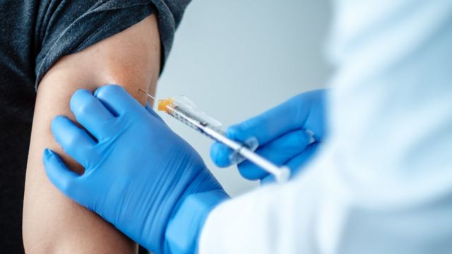 Tuyển tình nguyện thử nghiệm vaccine ARCT154 phòng COVID19