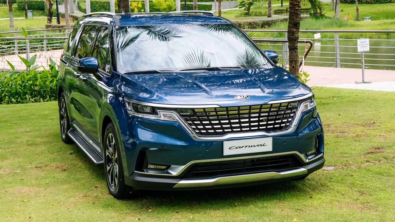 Triệu hồi gần 3000 xe Kia Carnival bị triệu hồi vì lỗi cửa trượt