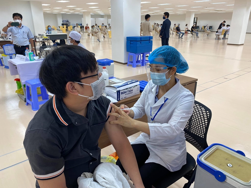 Hà Nội lên kế hoạch tiêm liều vaccine COVID19 bổ sung và nhắc lại cho người dân