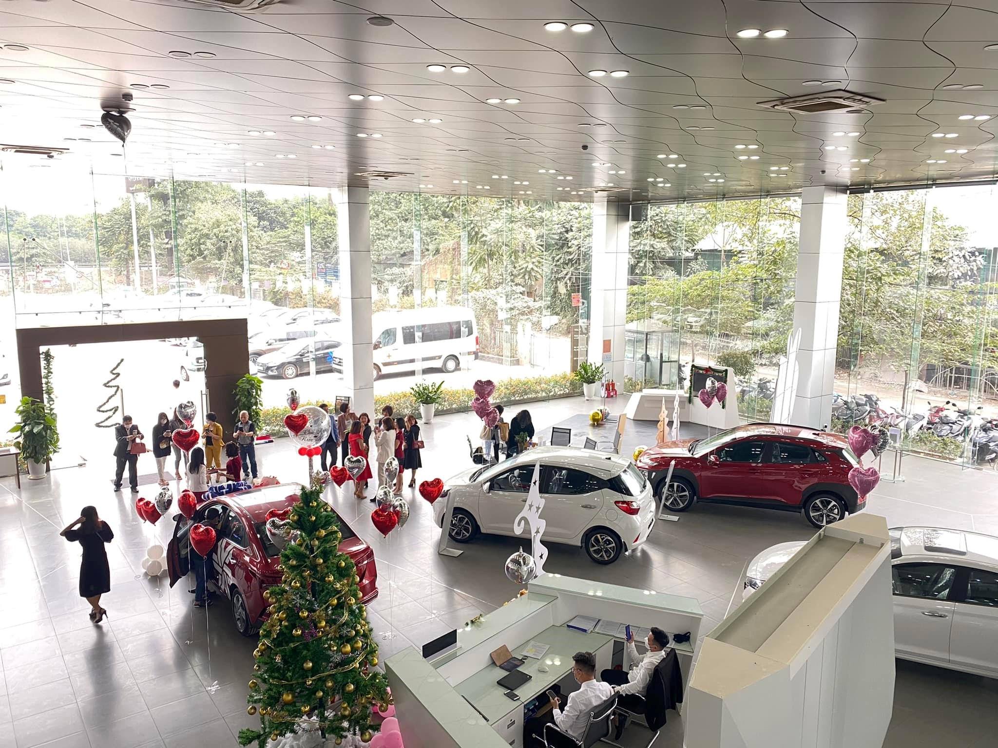 Những mẫu xế hộp nào trưng bày tại Showroom Hyudai An Khánh hưởng ưu đãi lớn khi giảm lệ phí trước bạ