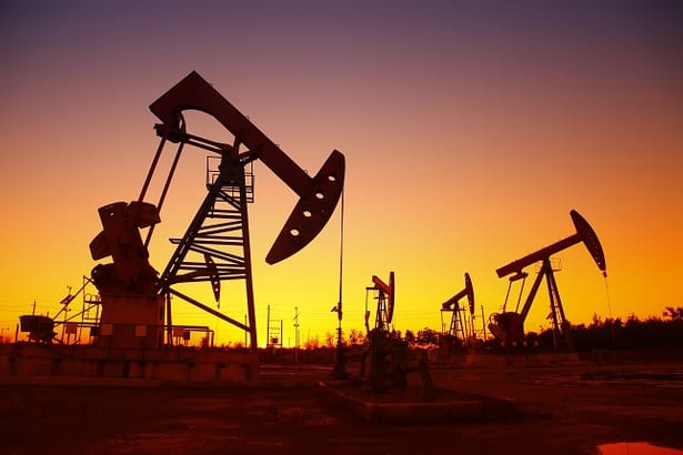 Giá xăng dầu hôm nay 41 Biến động trái chiều