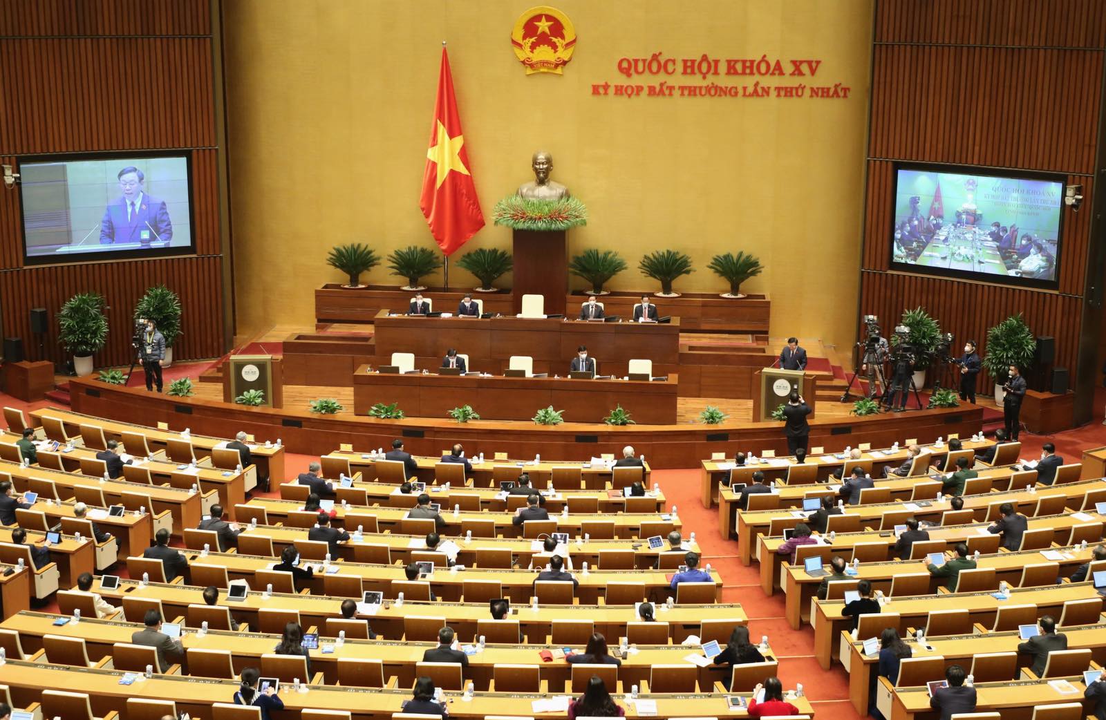 Chính phủ báo cáo Quốc hội vụ Công ty Việt Á vi phạm pháp luật nghiêm trọng
