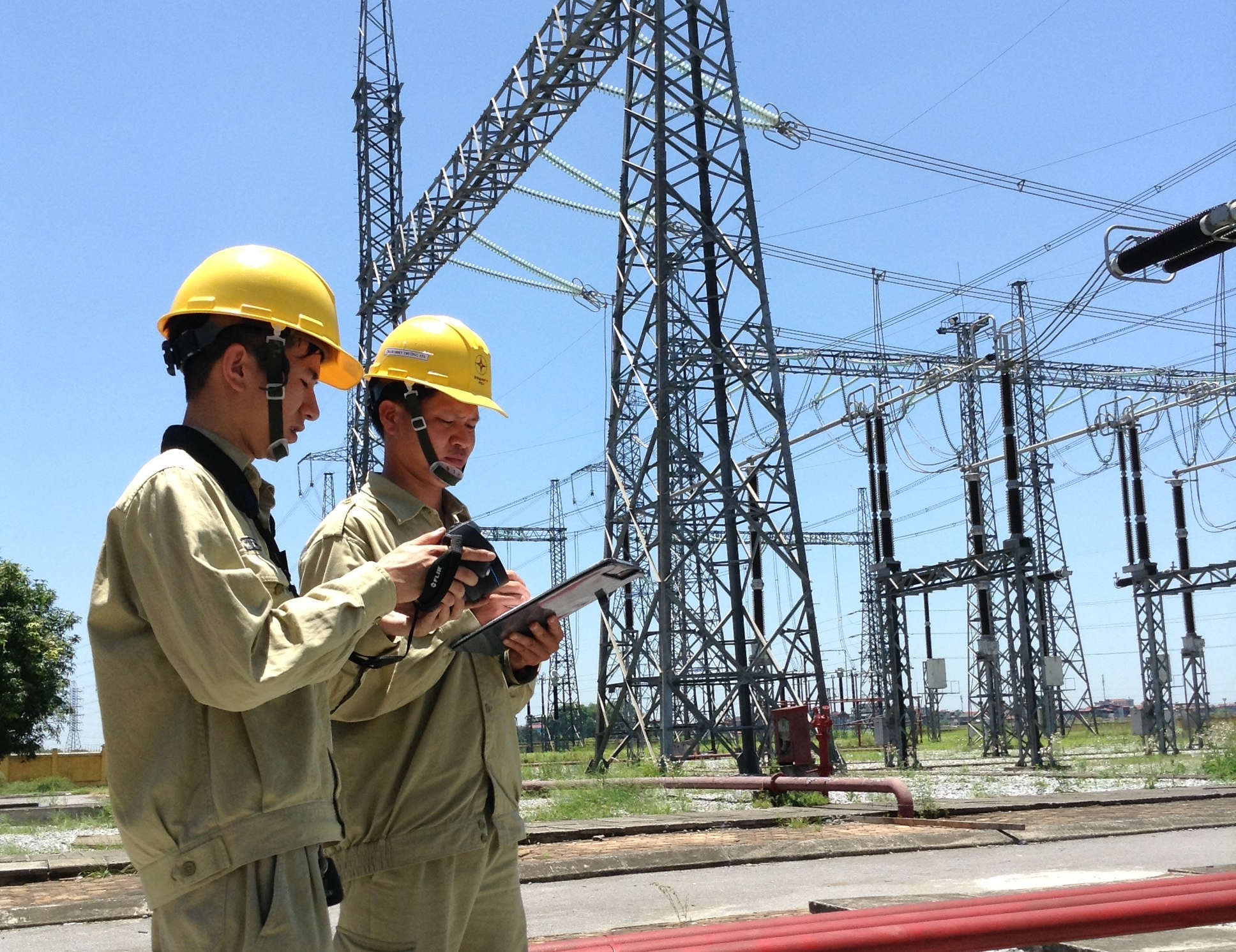 Chi hàng trăm tỷ để được đấu nối truyền tải điện đại biểu cấp thiết phải sửa luật