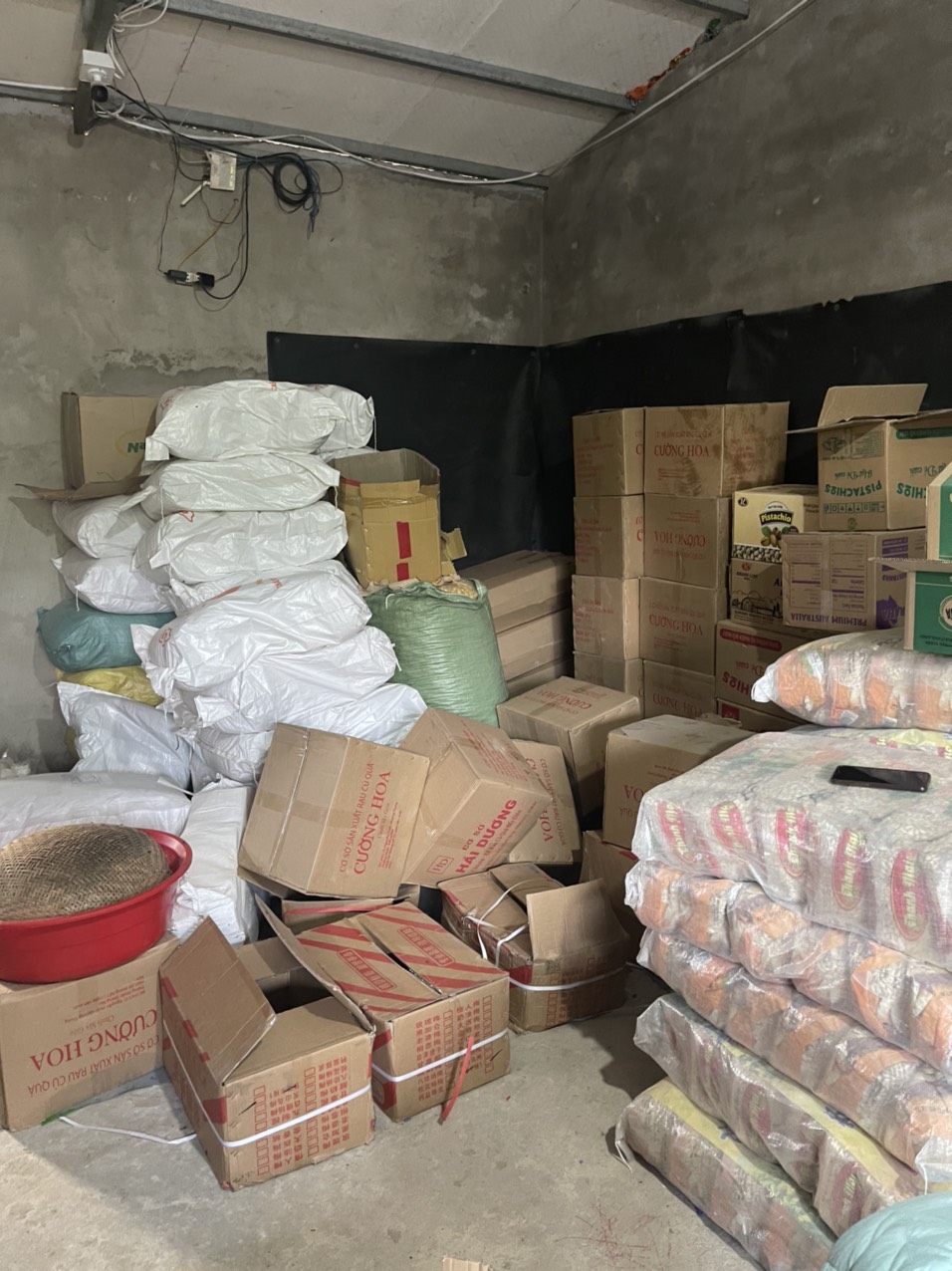 Thanh Hóa Phát hiện cơ sở kinh doanh thực phẩm có dấu hiệu giả nhãn bao bì hàng hóa