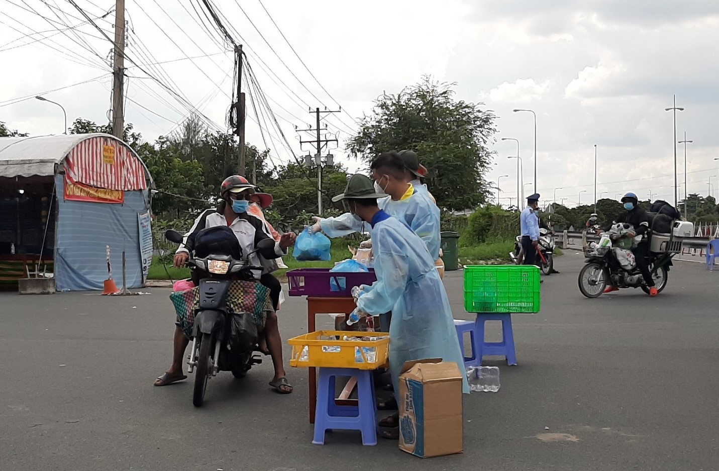 Bình Định đề nghị chấm dứt cách ly người về quê đón Tết