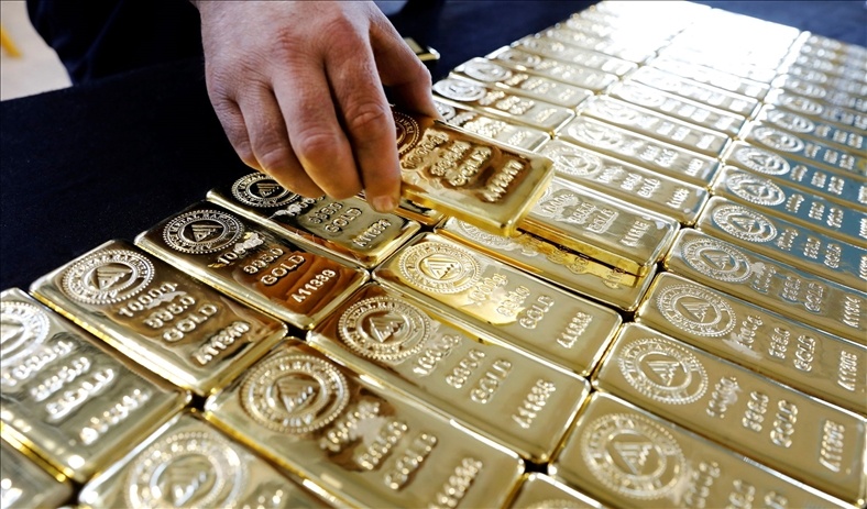 Giá vàng hôm nay 221 Dao động quanh mức 1840 USD ounce