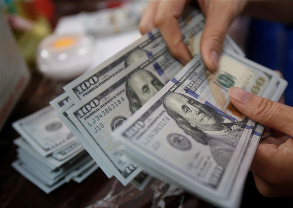 Tỷ giá ngoại tệ hôm nay 221 USD giảm nhẹ