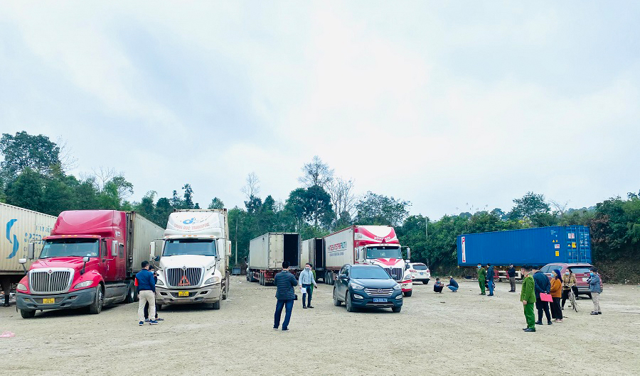 Lạng Sơn Khởi tố thêm 03 đối tượng đưa và nhận hối lộ để cho xe chở hàng hóa XNK hàng hóa vượt tuyến