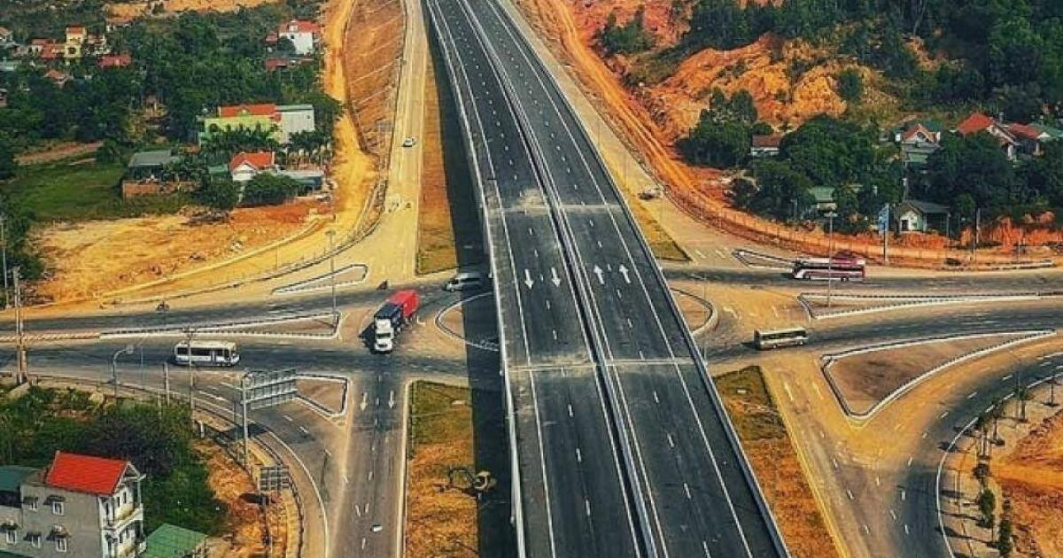 Thi công dự án xây dựng đường cao tốc Phan Thiết Dầu Giây xuyên Tết Nguyên đán Nhâm Dần 2022