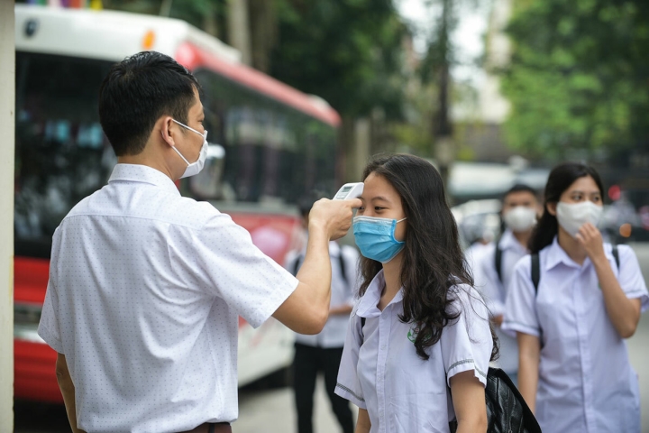 Ban hành Sổ tay bảo đảm an toàn phòng chống dịch COVID19 trong trường học