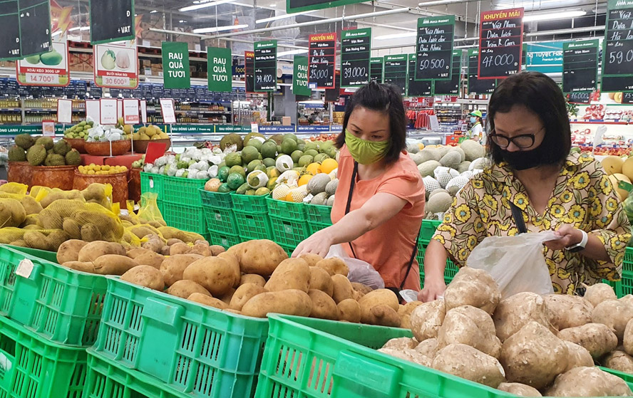Hoạt động thương mại dịch vụ tại thủ đô đang dần hồi phục