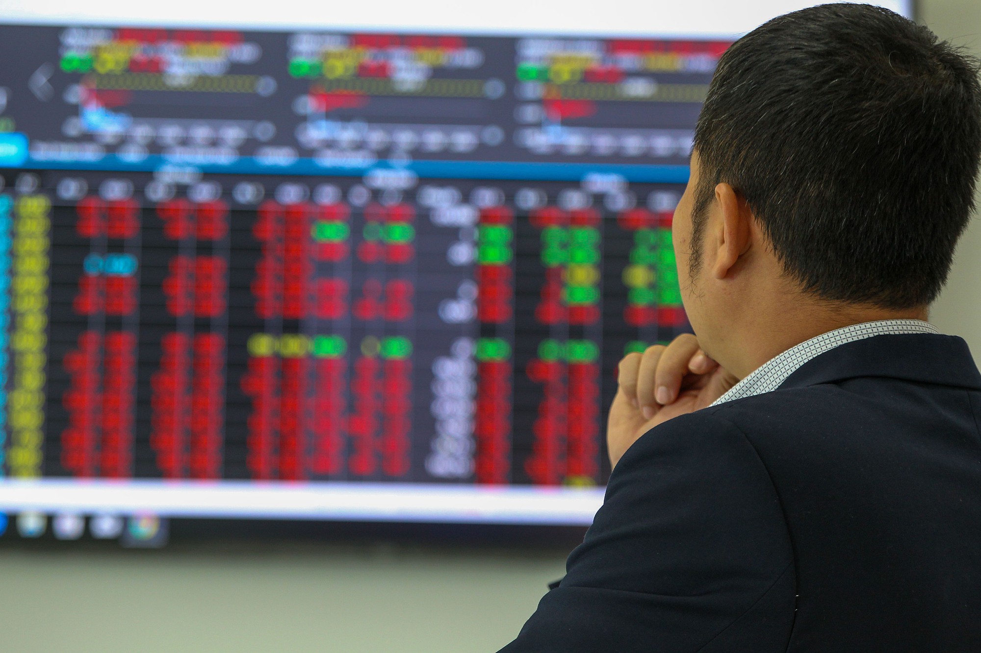 Phiên giao dịch ngày 93 cổ phiếu nào cần quan tâm