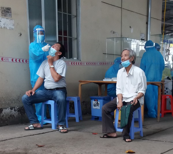 Số ca mắc tăng cao Khánh Hòa tiếp tục hướng dẫn lấy mẫu xét nghiệm Covid19